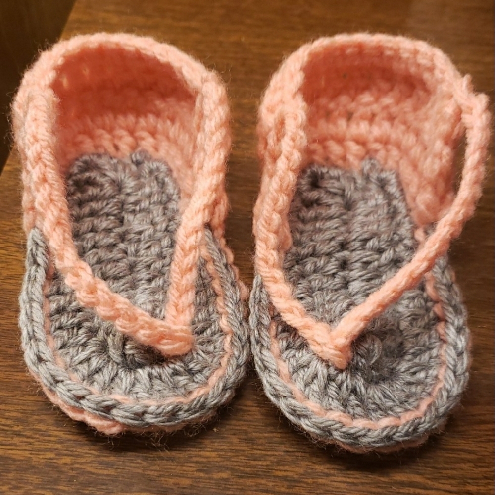 Crocheted baby sandals
